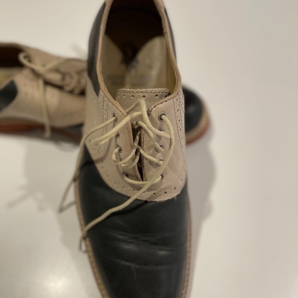 Leather Oxford, bi colour shoes - Picture 4 of 5